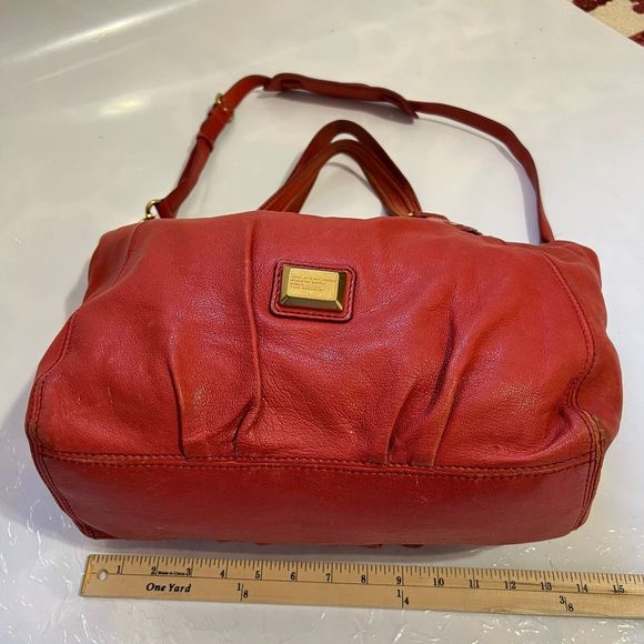 MARC JACOBS Red Leather Shoulder Bag w Strap - Picture 10 of 12